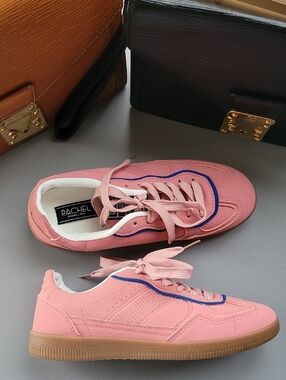 RACHEL Rachel Roy Riz Pink Sneakers with Blue Trim for Women 6.5